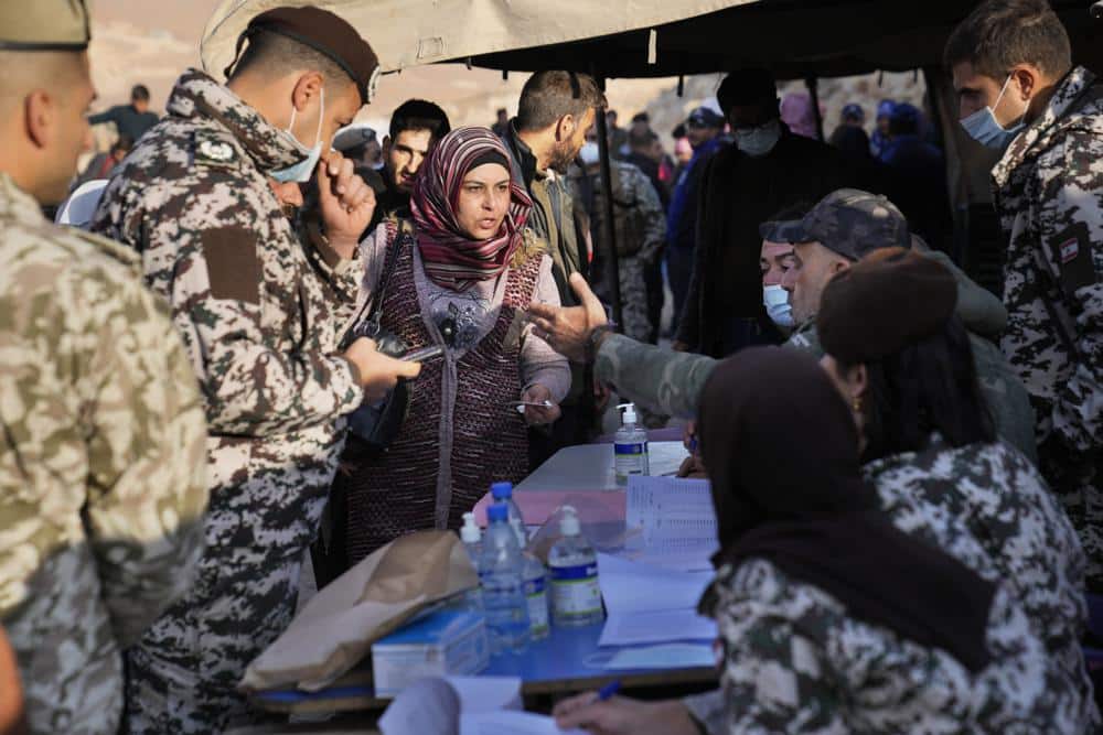 ترحيل غير قانوني لمئات اللاجئين السوريين من لبنان وتركيا